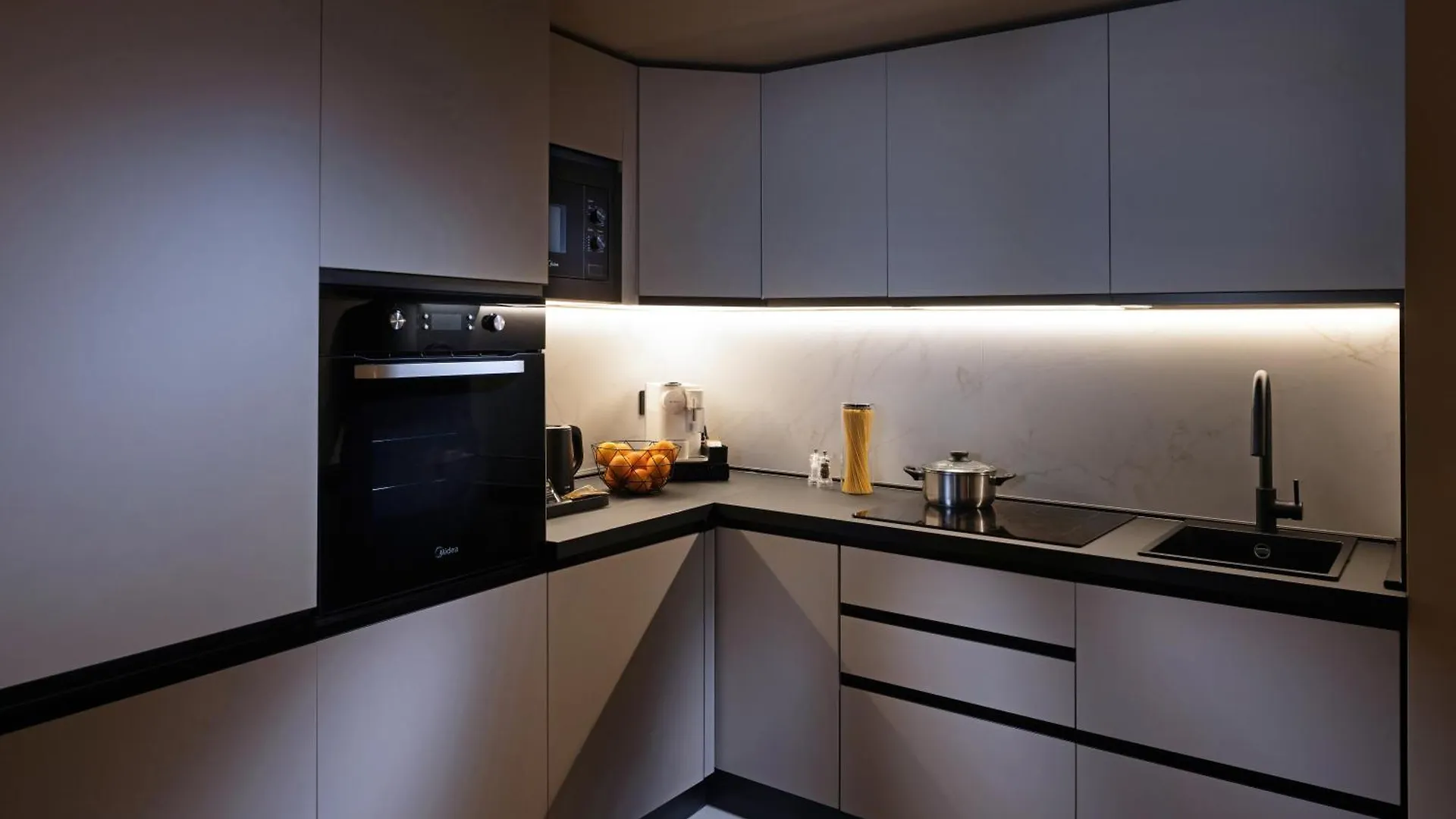 Cm Luxury Apartment Catania